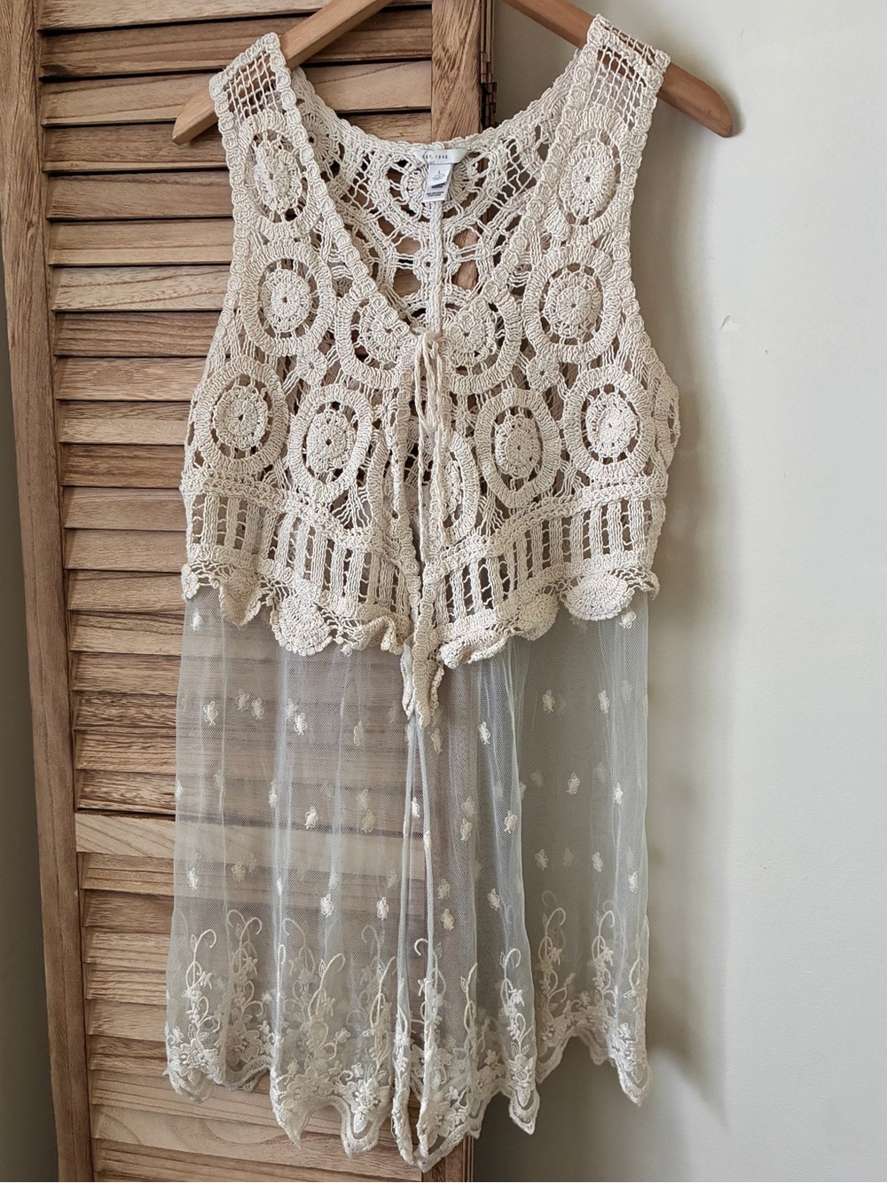 Est. 1946 Festival Boho Crochet Lace Mesh Embroidered Boho Vest Cream Ivory L